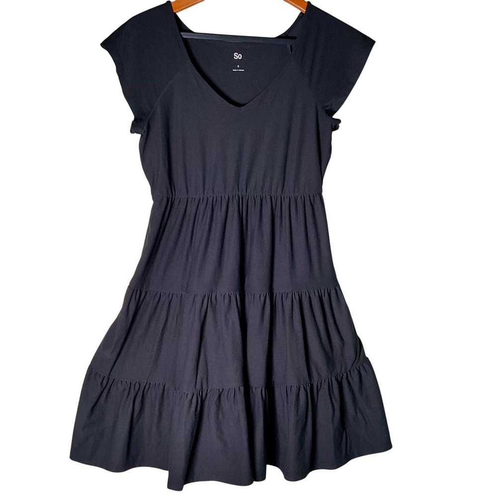 SO Black Tiered Babydoll Mini Dress S Small V-Neck Cap Sleeve Ruffle Jersey Knit